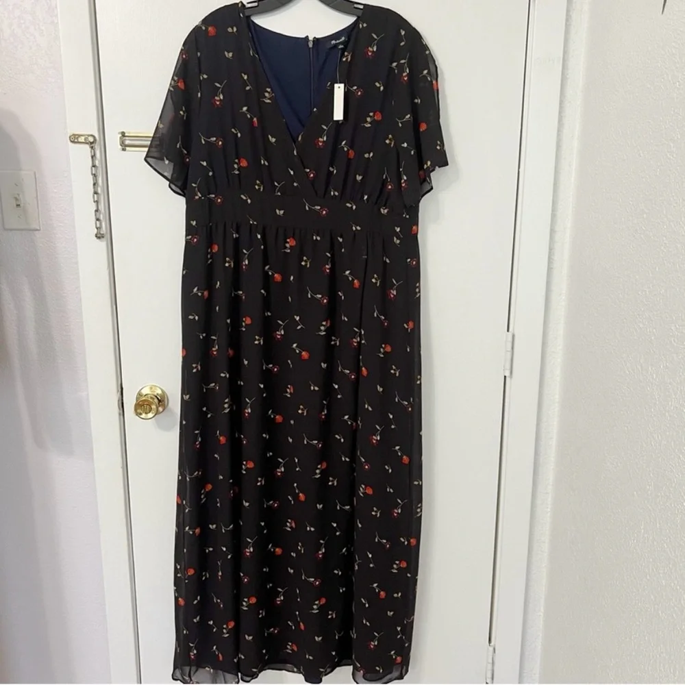Madewell Black and Red Maxi Dress - Picture 3 of 11